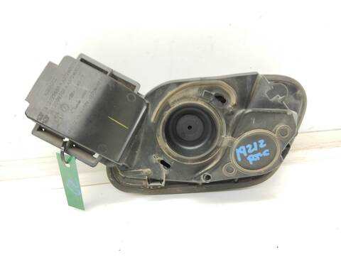 Foto 2ª: Tapa Exterior Combustible Renault Scenic BLACK EDITION 140CV 103KW IV [H5H B4] (2020)