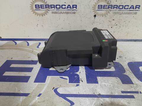 Foto 3ª: Pantalla Multifuncion Peugeot 5008 2.0 BLUE-HDI FAP 150CV 110KW [RHE (DW10CTED4)] (2010)