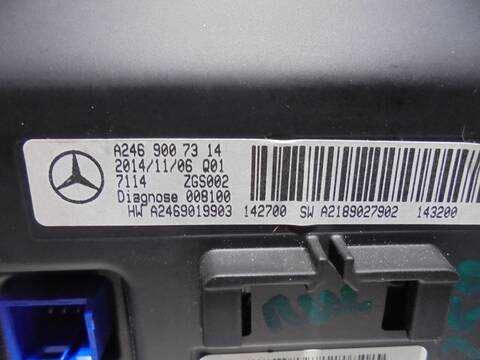 Foto 4ª: Pantalla Multifuncion Mercedes Clase C 160 CLA 220 CDI 117.303) 177CV 130KW [651930] (2015)