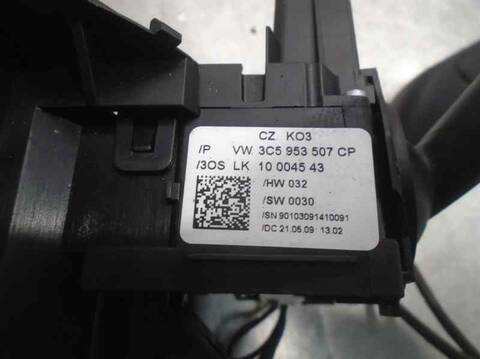Foto 3ª: Mando Multifuncion Volkswagen Passat BLUEMOTION BERLINA 110CV 81KW [CBD] (2009)