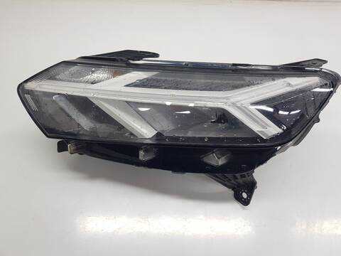 Foto 3ª: Faro Izquierdo Dacia Sandero EXPRESSION (2022)