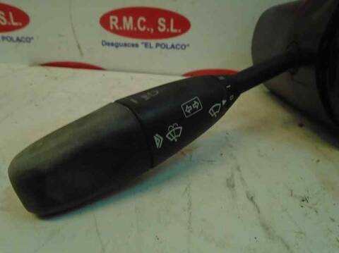 Foto 3ª: Mando Multifuncion Mercedes Clase E 180 E 220 CDI 211.006) BERLINA 150CV 110KW [OM646961] (2006)
