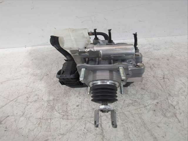 Foto 2ª: Bomba Freno Toyota Corolla 1.8 VVTI HYBRID ZWE219) HATCHBACK 140CV 103KW [2ZR-FXE] (2020)