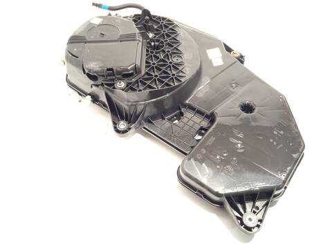 Foto 2ª: Deposito AdBlue Renault Megane 1.5 BLUE DCI 115 K9A6) 116CV 85KW IV SPORT TOURER K9A/M/N_) [K9K872] (2019)