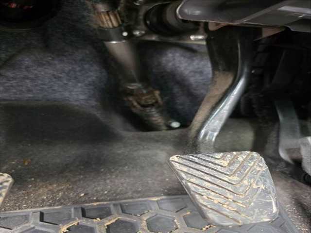 Pedal Freno Kia Carens DRIVE 116CV 85KW