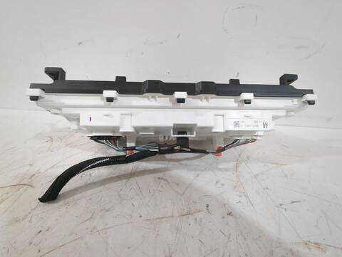 Foto 3ª: Cuadro de Instrumentos Toyota Rav4 2.0 MXAA52) 175CV [M20A-FKS] (2018)