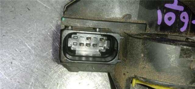 Foto 3ª: Cerradura Puerta Delantera Izquierda Chevrolet Orlando 2.0 LT [2.0 LTR. - 96 KW DIESEL CAT] [Z20D1]