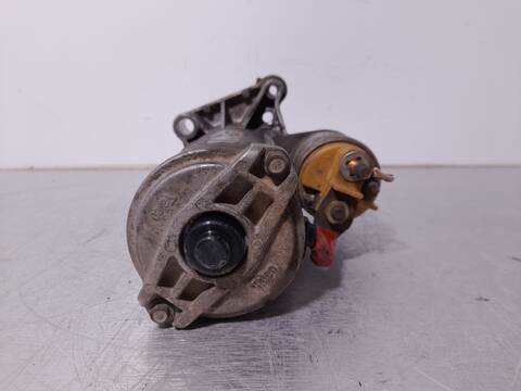 Foto 3ª: Motor de Arranque Renault Megane CONFORT AUTHENTIQUE BERLINA 120CV 88KW II BERLINA 5P [F9Q B8] (2004)