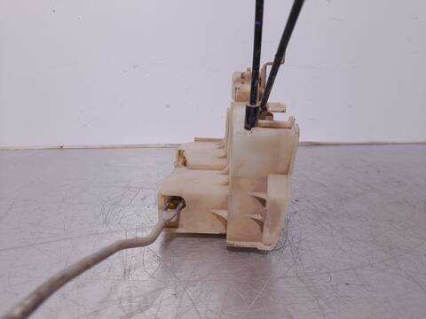 Foto 4ª: Cerradura Puerta Delantera Izquierda Isuzu D Max D CREW CAB 4WD [4JK1E4C] (2010)