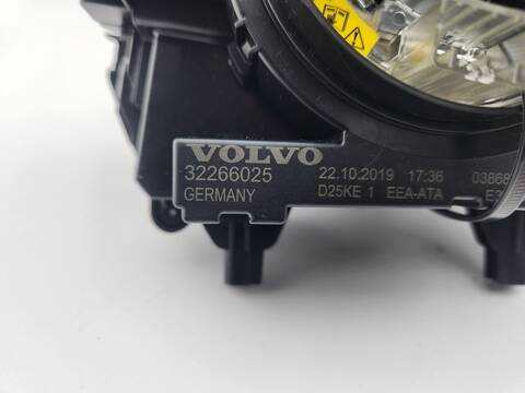 Foto 2ª: Mando Multifuncion Volvo XC 60 BUSINESS PLUS AWD 197CV 145KW [D420T8] (2020)