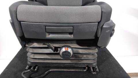 Foto 3ª: Asiento Delantero Izquierdo Volkswagen Crafter 2.0 TDI 4MOTION 140CV 103KW FURGONETA [DAUA,DMZE,DNAE] (2022)