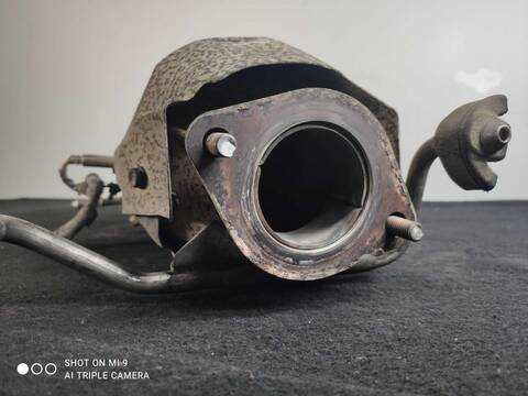 Foto 3ª: Catalizador Mazda CX7 D LUXURY (2010)