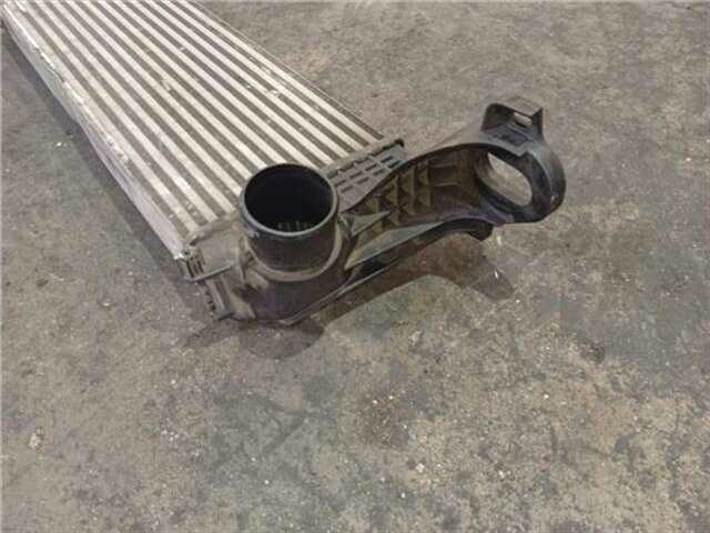 Foto 3ª: Intercooler Iveco Daily 2.3 FG 3000 29 L... [2.3 LTR. - 93 KW DIESEL]