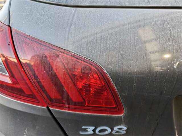 Piloto Portón Izquierdo Peugeot 308 1.2 ACTIVE [1.2 LTR. - 96 KW 12V E-THP - PURETECH]