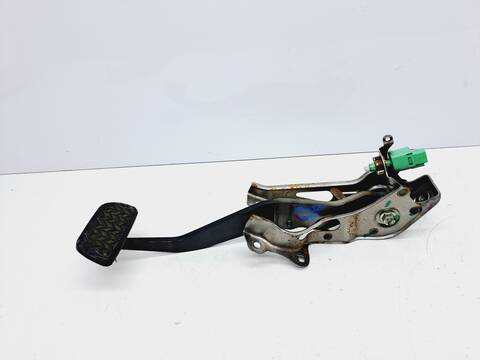 Foto 2ª: Pedal Freno Toyota Yaris 1.4 TD CAT 90CV 66KW [1ND] (2009)