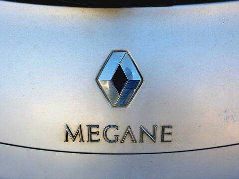 Foto 3ª: Portón Renault Megane CONFORT AUTHENTIQUE BERLINA 86CV 63KW II BERLINA 5P [K9K G7] (2005)