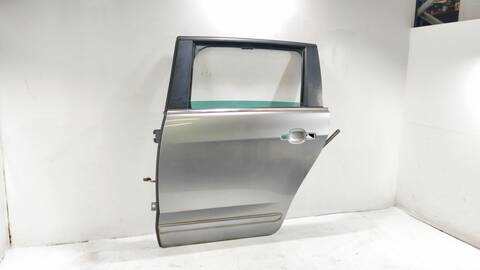 Puerta Trasera Izquierda Peugeot 5008 STYLE 1 E 114CV
