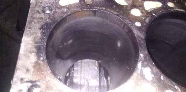 Foto 2ª: Bloque Motor Mercedes Clase C 160 2.0 200 COMPRESSOR (203.045) [2.0 LTR. - 120 KW COMPRESOR CAT] [M 111.955]