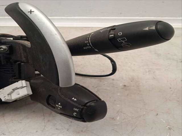 Foto 2ª: Mando Luces Peugeot 3008 1.6 HDI FAP 114CV 84KW [9H05] (2016)