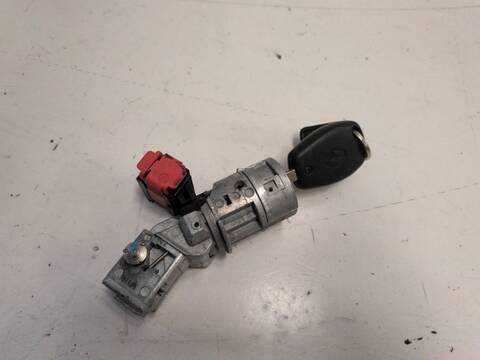 Foto 2ª: Motor de Arranque Renault Twingo AUTHENTIQUE 1.2 16V 76CV (2007)