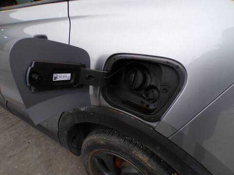 Tapa Exterior Combustible Opel Crossland HN05