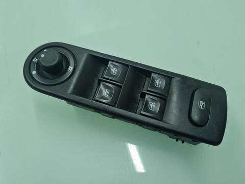 Botonera Elevalunas Renault Captur XMOD 110CV 81KW