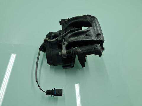 Foto 3ª: Pedal Embrague Audi Q5 35 TDI QUATTRO ADVANCED 163CV 120KW [DTNA] (2021)