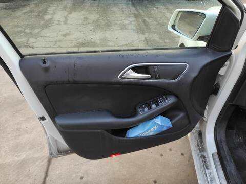 Foto 1ª: Tapizados Cartoneras Mercedes Clase B 150 651901 (2012)