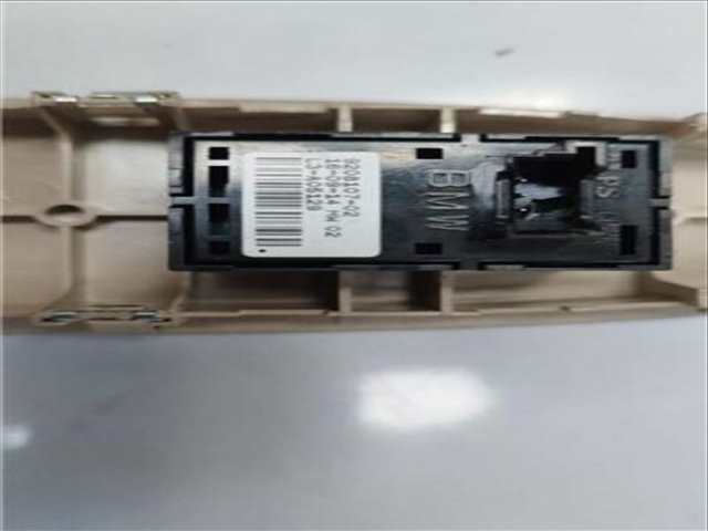 Foto 2ª: Botonera Elevalunas Bmw Serie 3 315 320D BERLINA 184CV 135KW [N47D20C] (2014)