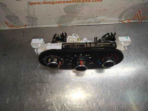 Foto 2ª: Mando Calefacción A. A. Dacia Dokker ESSENTIAL 75CV 55KW [K9K U872] (2018)