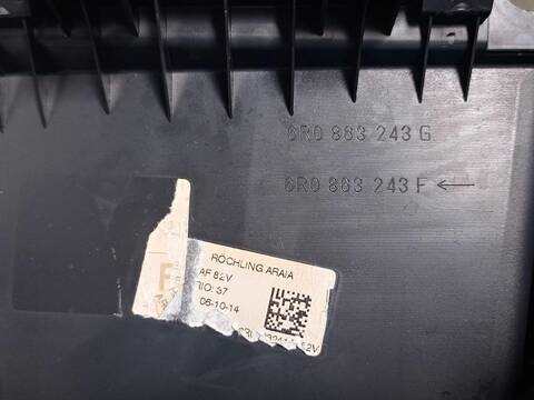 Foto 3ª: Consola Central Volkswagen Polo ADVANCE BLUEMOTION 90CV [CUSB] (2014)