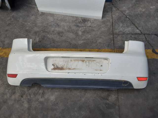 Paragolpes Trasero Volkswagen Golf 1.6 TDI105CV 0CV