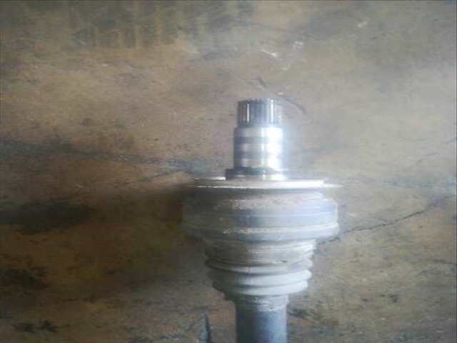 Foto 3ª: Transmision Trasera Izquierda Mercedes Clase C 160 C 220 CDI BLUEEFFICIENCY 204.302) COUPE 170CV 125KW [651911] (2011)