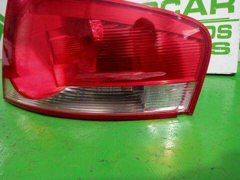 Foto 3ª: Piloto Trasero Derecho Seat Altea STYLE ECOMOTIVE 105CV 77KW [CAYC] (2012)