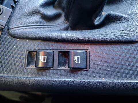Foto 1ª: Botonera Elevalunas Bmw Serie 3 315 318 CI COUPE 143CV 105KW [N42B20A] (2003)