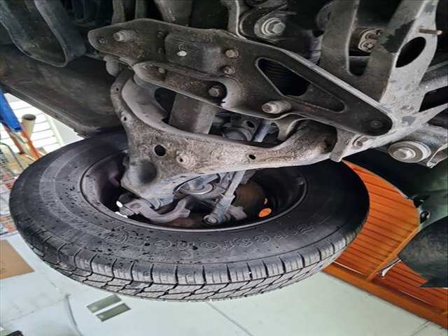 Brazo Suspension Delantero Izquierdo Mercedes Sprinter 310/311/313/314/316 CDI 906.631/633/635/637) 114CV 84KW CAJA CERRADA