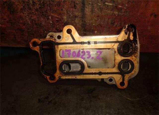 Foto 2ª: Radiador Aceite Bmw Serie 1 114 2.0 120D [2.0 LTR. - 130 KW TURBODIESEL CAT] [N47 D20 A]