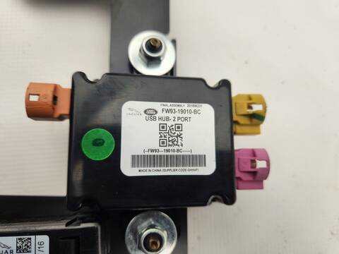 Foto 2ª: Centralita Motor ECU Jaguar F Pace PRESTIGE 179CV 132KW [204DTD] (2016)