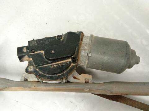 Foto 2ª: Motor Limpia Delantero Mitsubishi Outlander HIBRIDO PHEV KAITEKI 4WD HIBRIDO 203CV 89KW (2015)