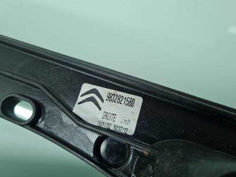 Foto 2ª: Elevalunas Eléctrico Delantero Derecho Citroen C4 130CV [HN05] (2022)