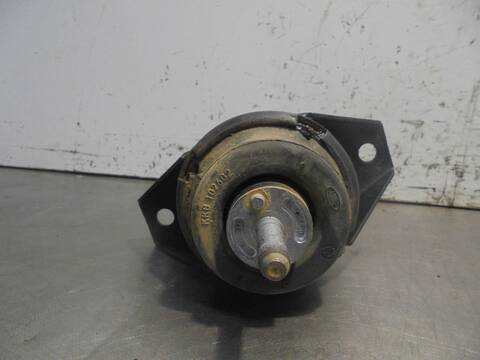 Foto 2ª: Soporte Motor Land Rover Discovery 2.5 TD 139CV 102KW [15P] (2004)