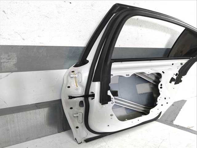 Puerta Trasera Derecha Bmw Serie 5 518 600 CV 441KW
