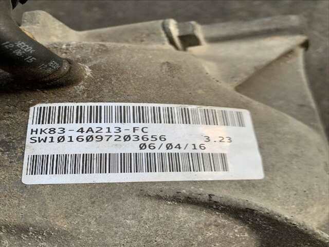 Foto 3ª: Diferencial Trasero Jaguar F Pace 2.0 TD4 4WD 179CV 0CV X761) [204DTD] (2016)