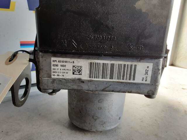 Bomba de Direccion Peugeot 5008 1.6 HDI112CV 0CV