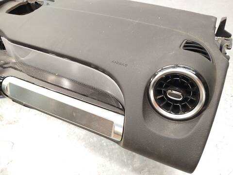 Foto 4ª: Kit Airbag Mercedes Clase GLB 200 2.0 D 150CV 110KW AUT. 247.612 X247) [654920] (2020)