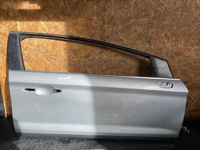 Puerta Delantera Derecha Ford Kuga BAQUEIRA BERET 136CV