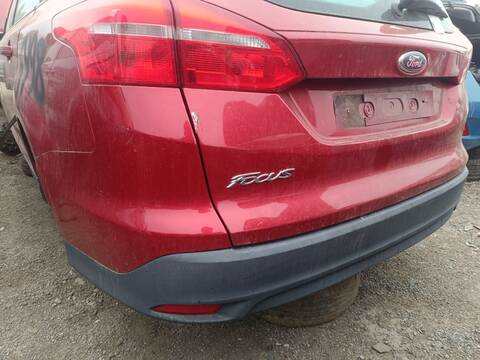 Paragolpes Trasero Ford Focus 1 5 88 KW TDCI CAT 2014 120CV