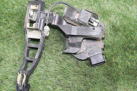 Cerradura Puerta Trasera Izquierda Ford Mondeo TREND 140CV 103KW