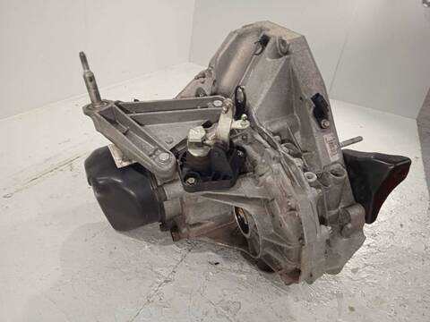 Foto 3ª: Caja Cambios Renault Megane 1.5 DCI DIESEL CAT BERLINA 86CV 63KW II BERLINA 3P [K9K724] (2007)