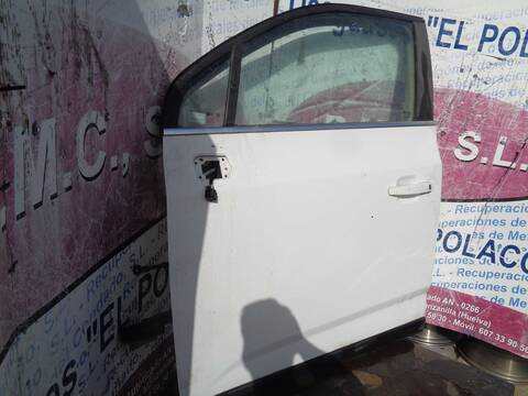 Foto 3ª: Puerta Delantera Izquierda Chevrolet Orlando 131CV 96KW (2012)